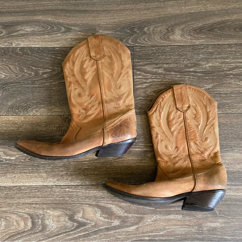 ALDO Cowboy Cowgirl Boots